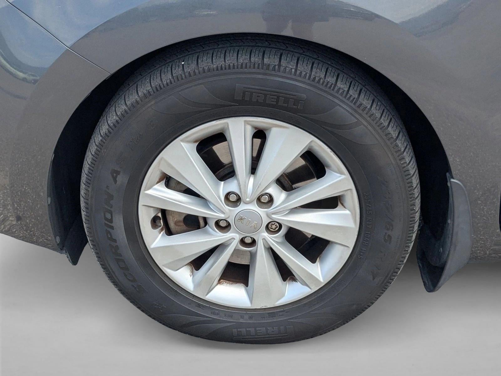 2017 Kia Sedona LX