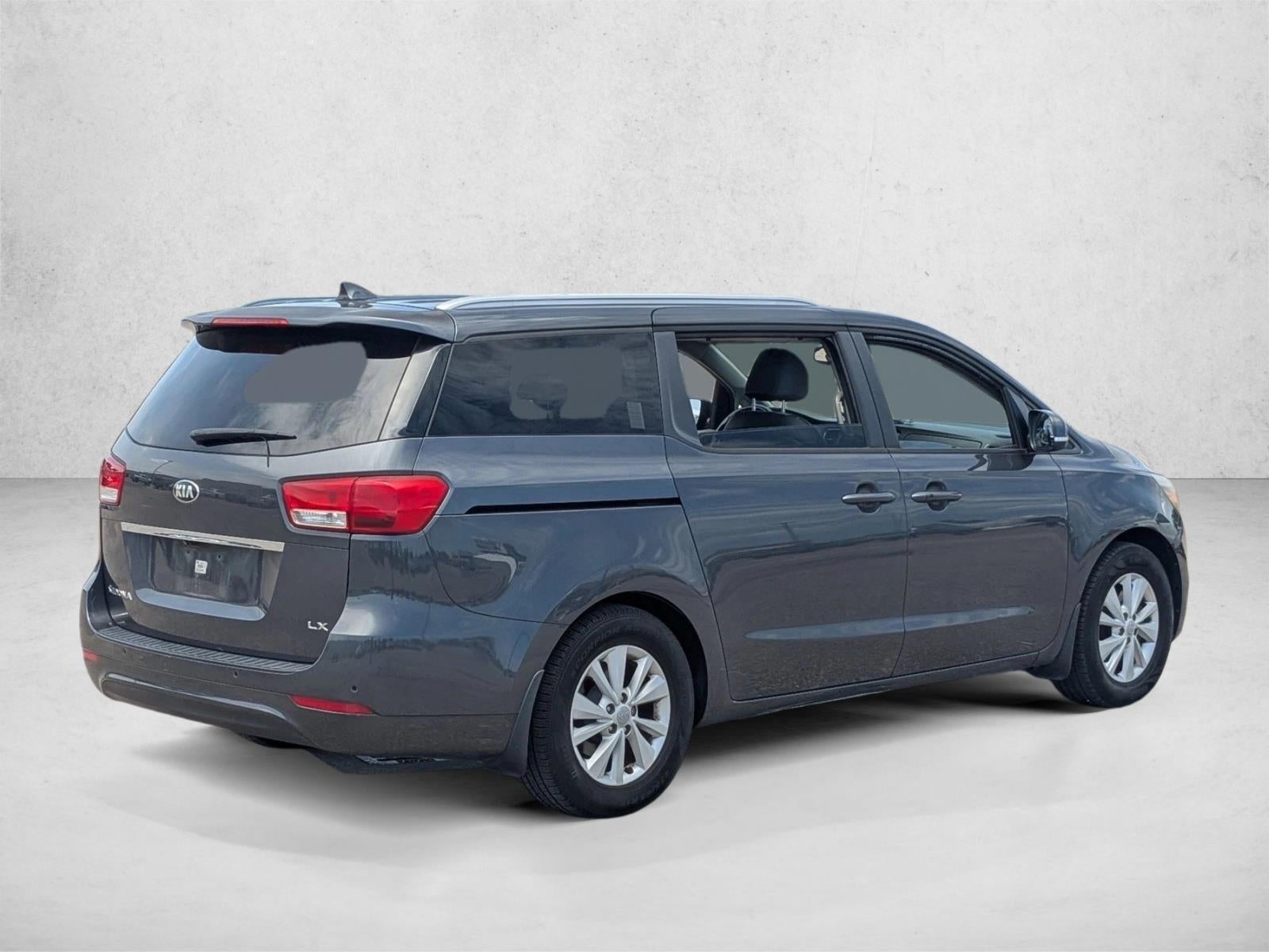 2017 Kia Sedona LX