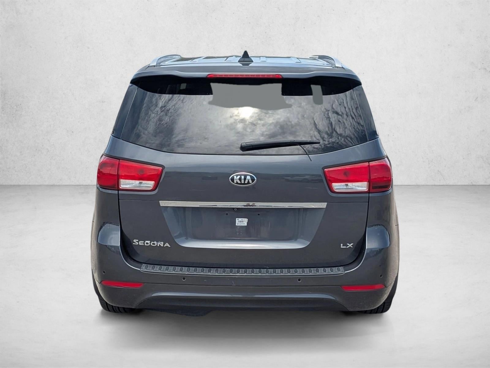 2017 Kia Sedona LX