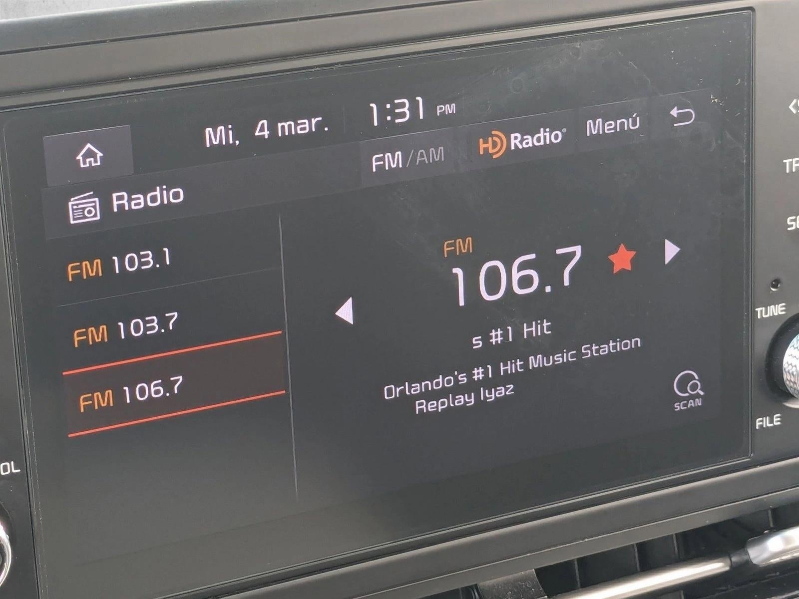 2022 Kia Carnival LX