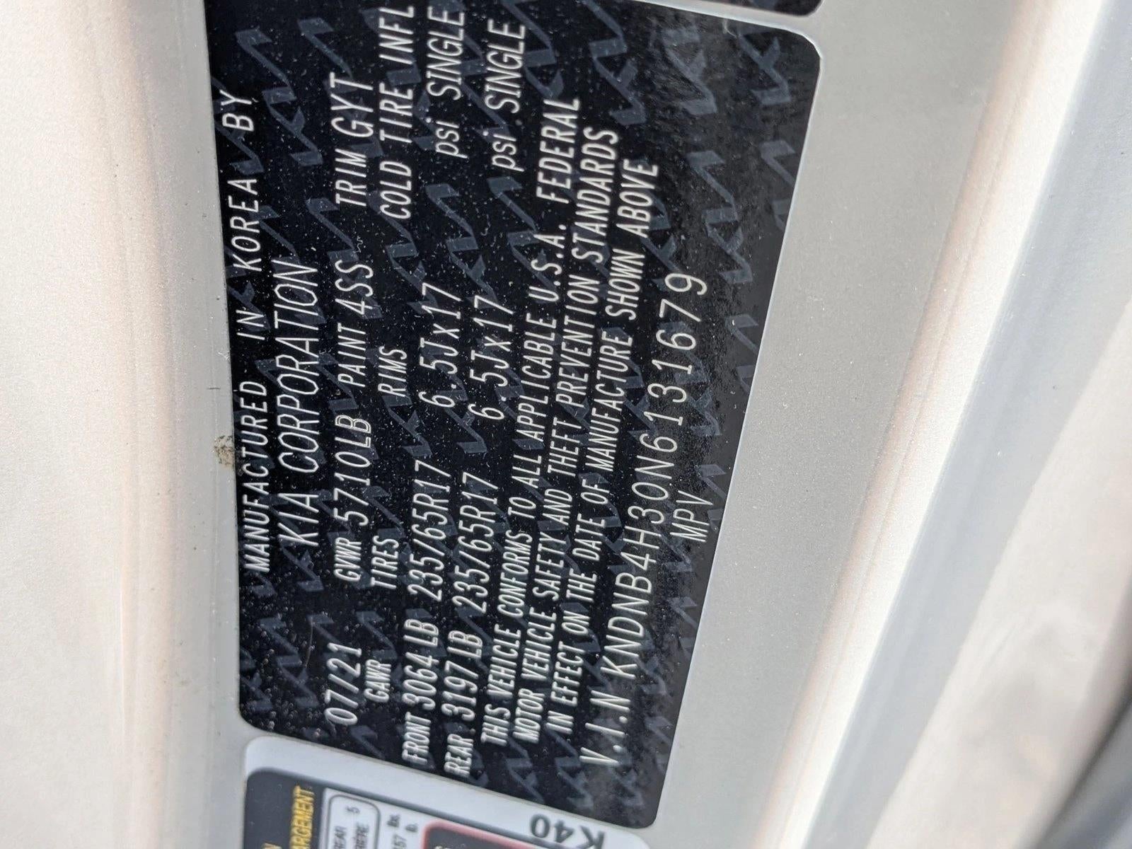 2022 Kia Carnival LX