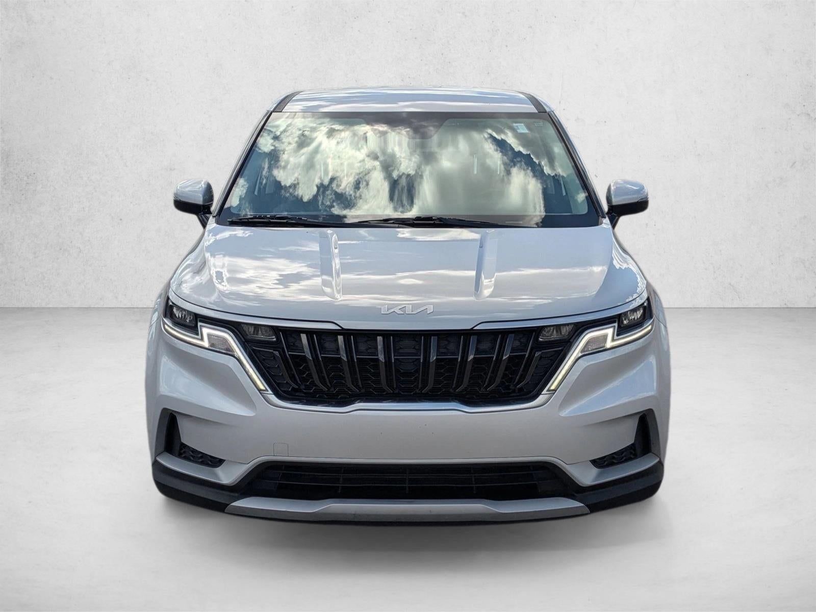 2022 Kia Carnival LX