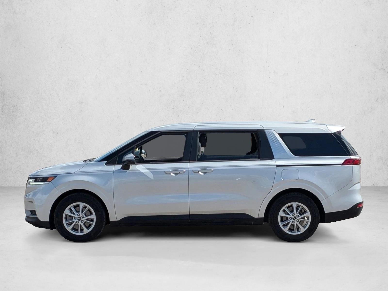 2022 Kia Carnival LX