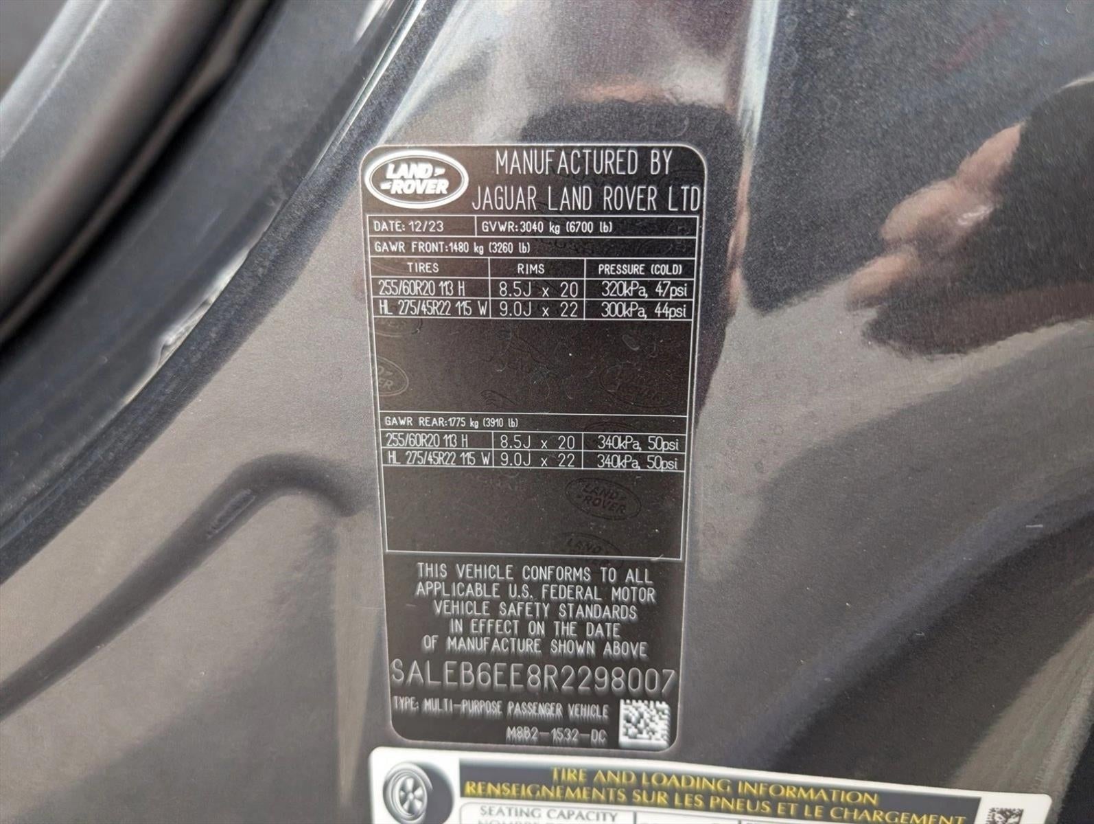 2024 Land Rover Defender 90 P525 V8
