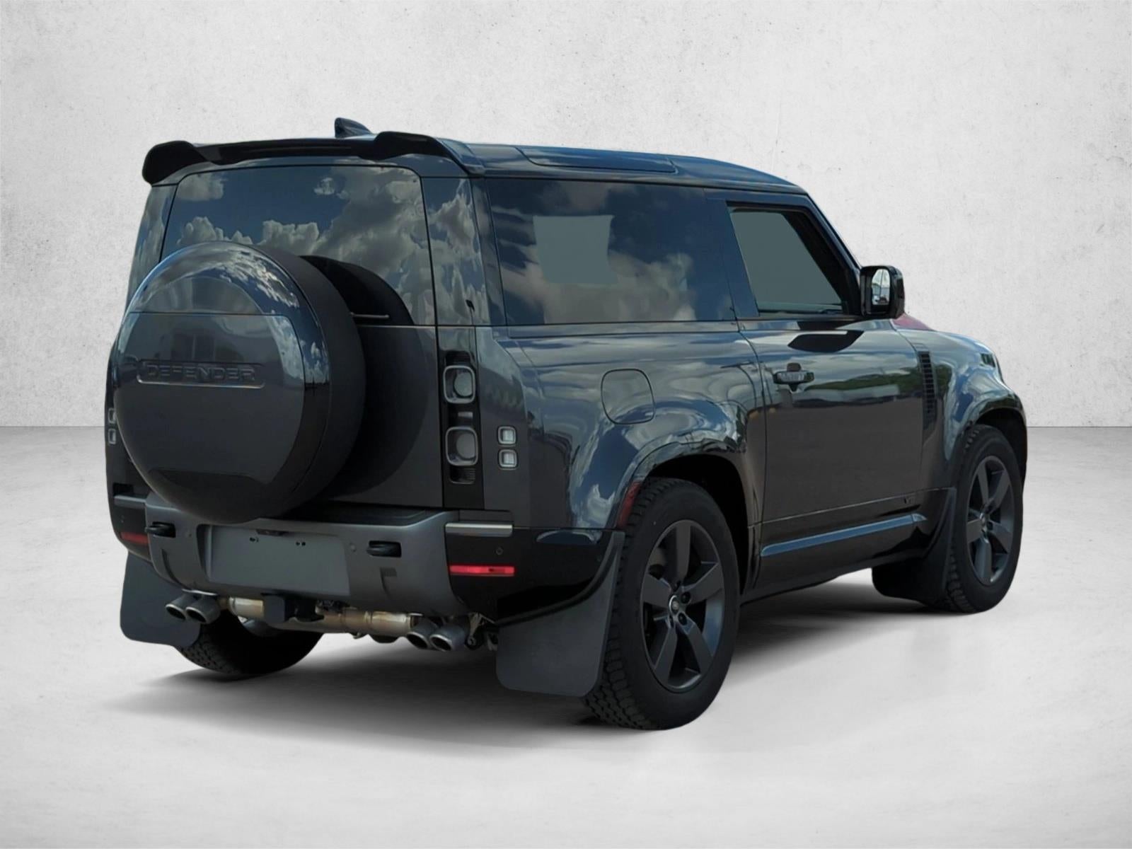 2024 Land Rover Defender V8