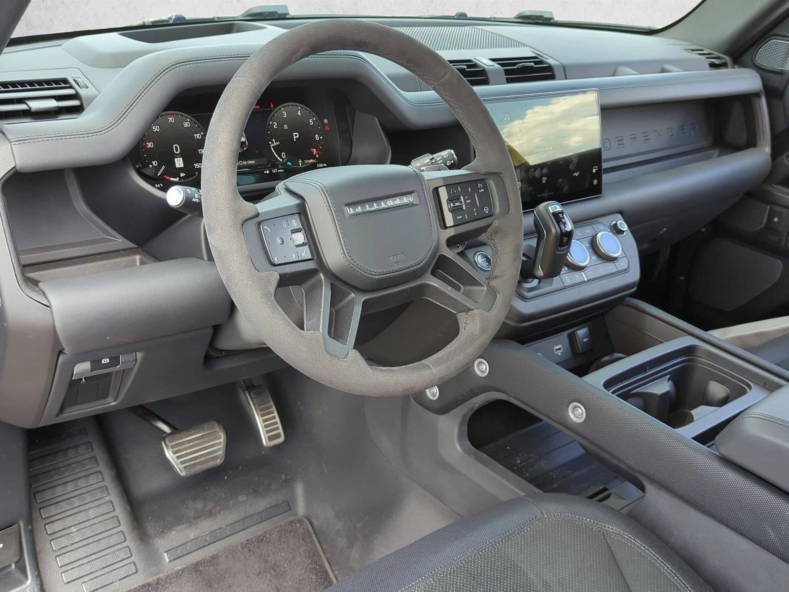 2024 Land Rover Defender V8