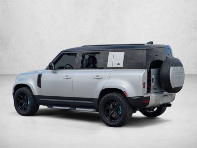 2020 Land Rover Defender SE