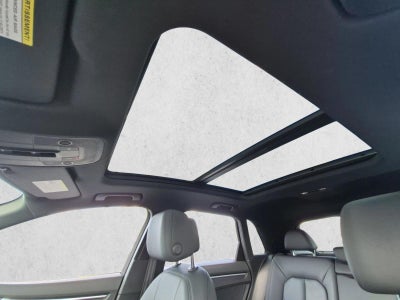 2020 Audi Q3 Premium Plus 45 TFSI S line quattro Tiptronic