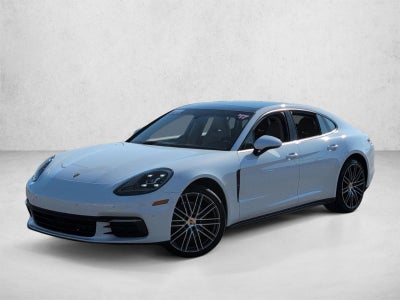 2017 Porsche Panamera Base