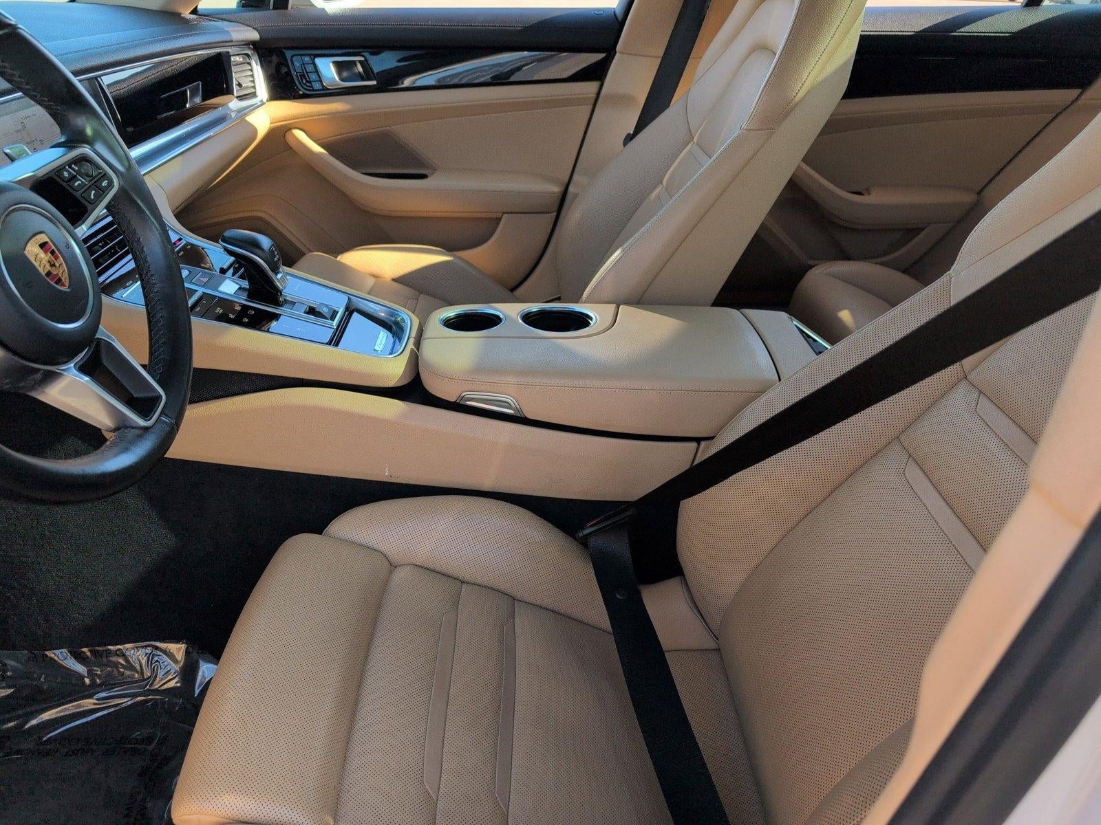 2017 Porsche Panamera Base