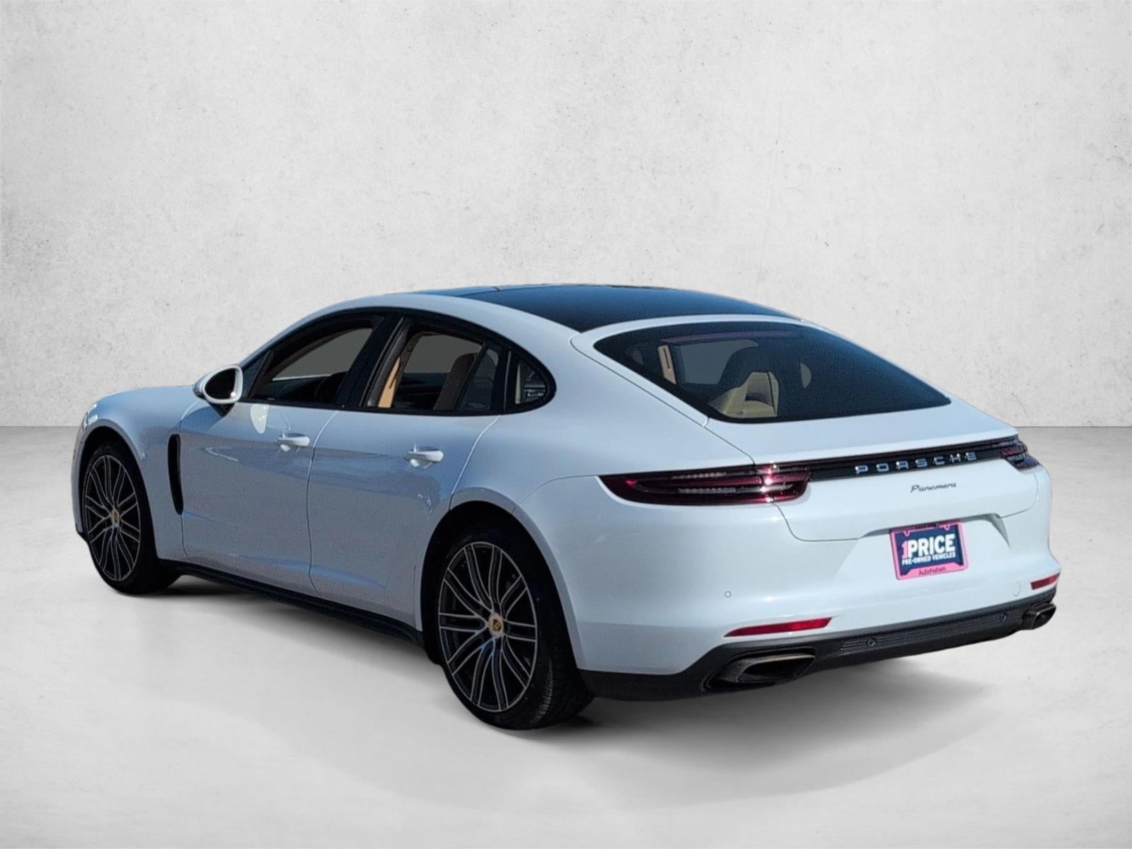 2017 Porsche Panamera Base