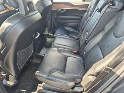 2022 Volvo XC90 Recharge Plug-In Hybrid T8 Inscription Expression 7 Passenger