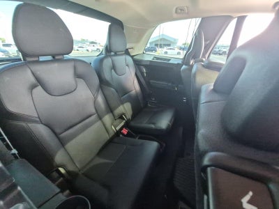2022 Volvo XC90 Recharge Plug-In Hybrid T8 Inscription Expression 7 Passenger