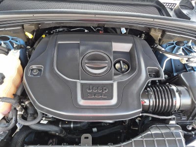 2023 Jeep Grand Cherokee Overland 4x2