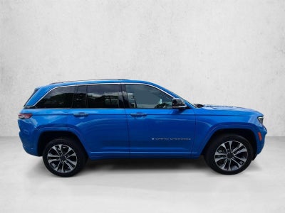 2023 Jeep Grand Cherokee Overland 4x2