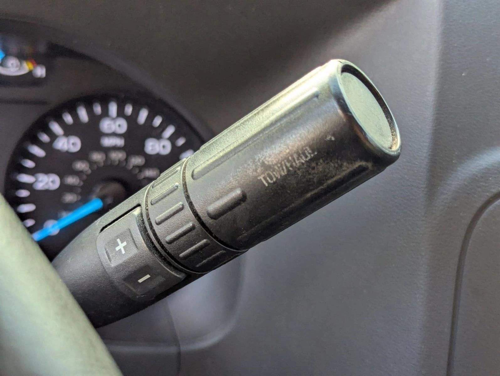 2022 Ford E-Series Cutaway Base