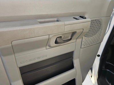 2024 Ford E-Series Cutaway Base