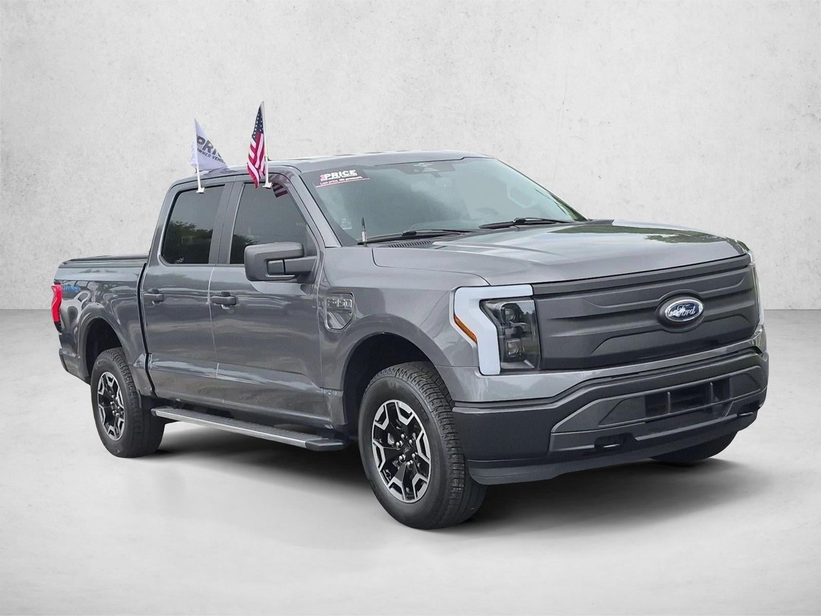2023 Ford F-150 Lightning Pro