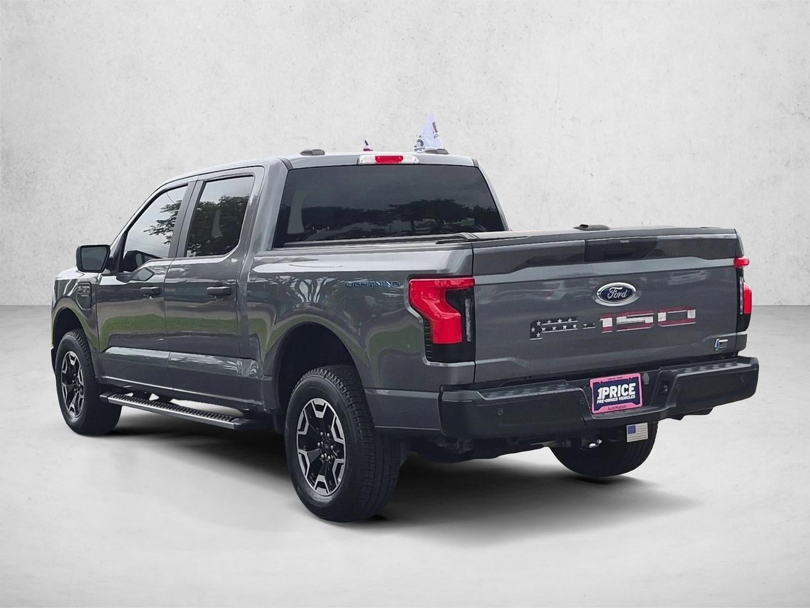 2023 Ford F-150 Lightning Pro