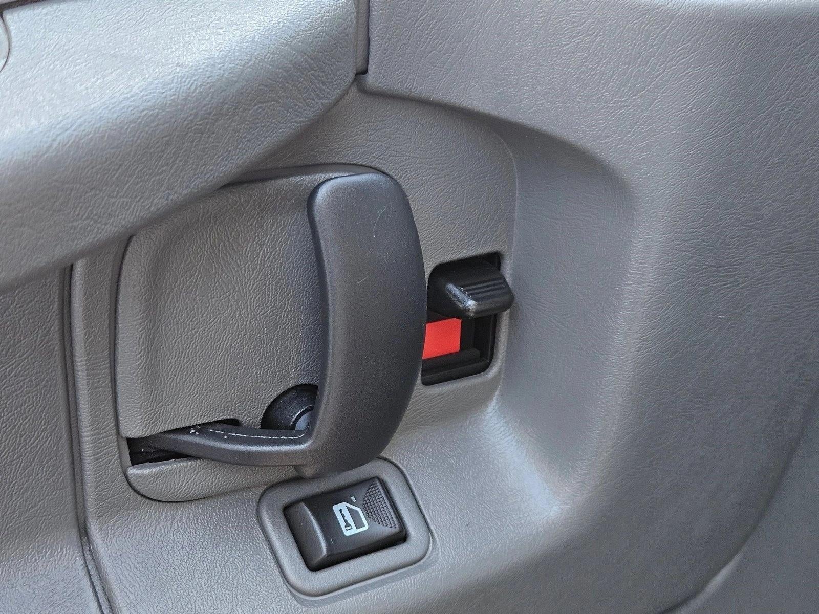 2015 Chevrolet Express Cutaway 3500 Base