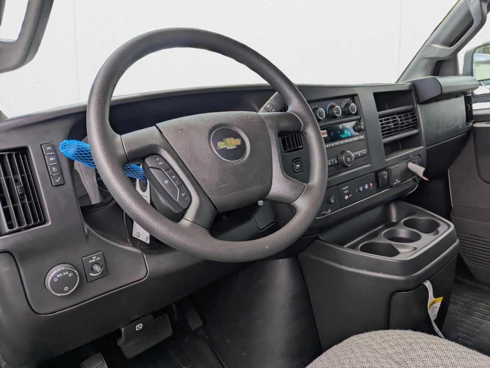 2025 Chevrolet Express Cutaway 3500 Base