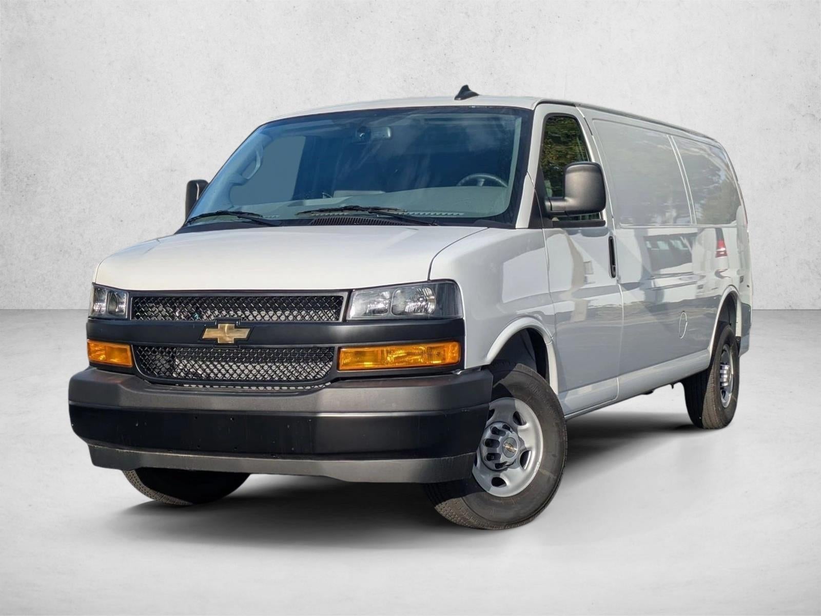 2025 Chevrolet Express Cargo Base