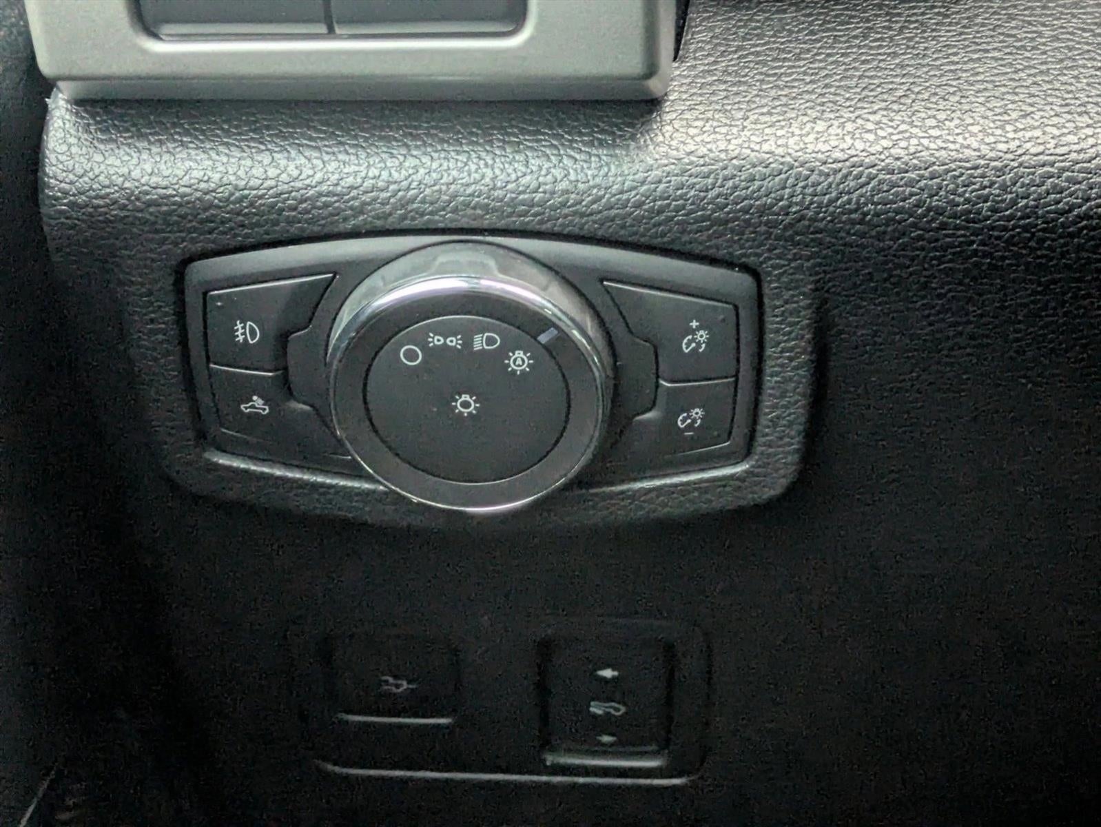 2017 GMC Savana Cargo 2500 Base