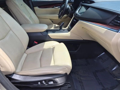 2017 Cadillac XT5 Luxury FWD