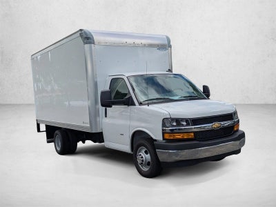2025 Chevrolet Express Cutaway 3500 Base