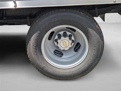 2026 Chevrolet Express Cutaway 3500 Base