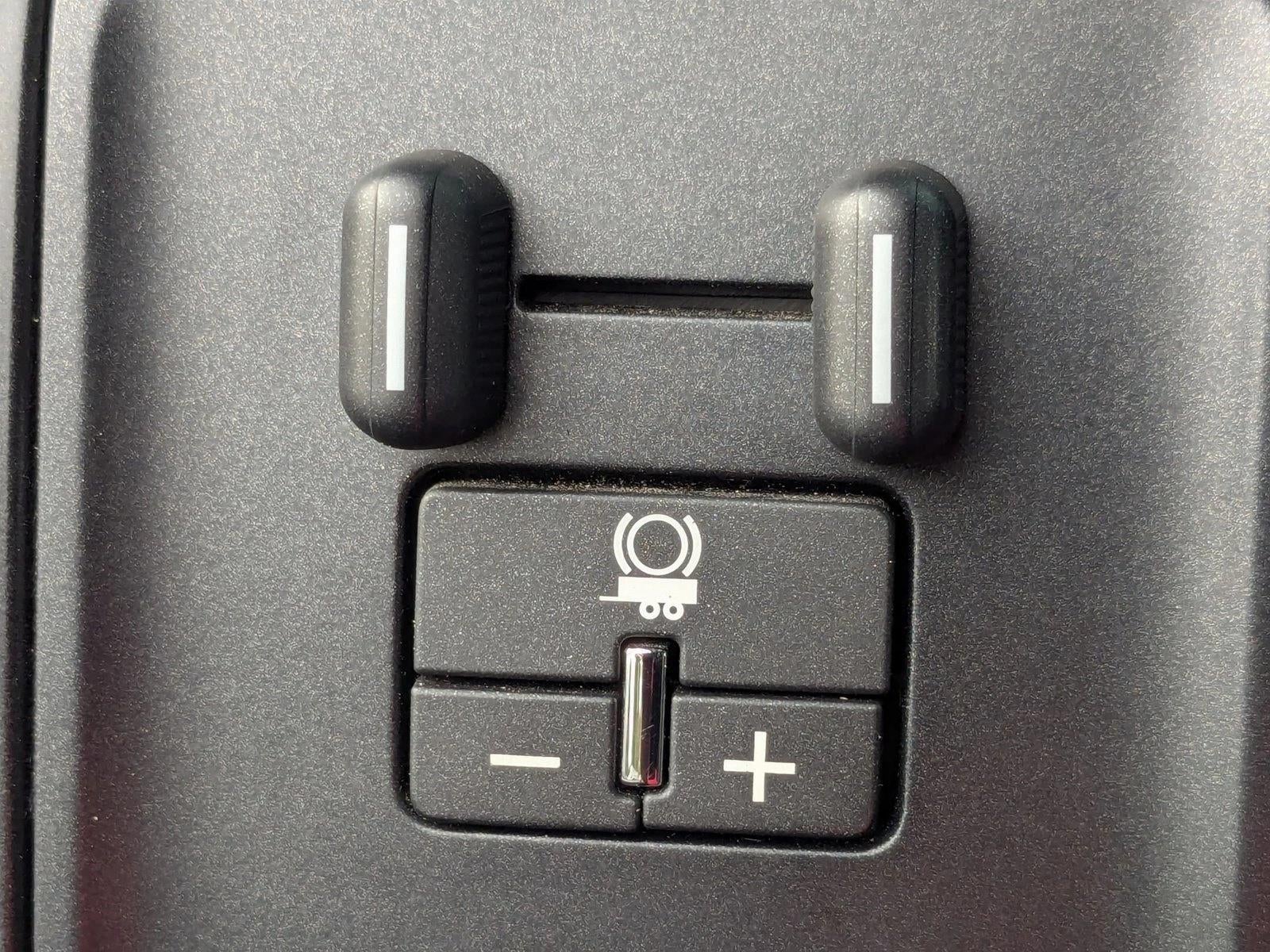 2023 Chevrolet Silverado 5500 HD Work Truck