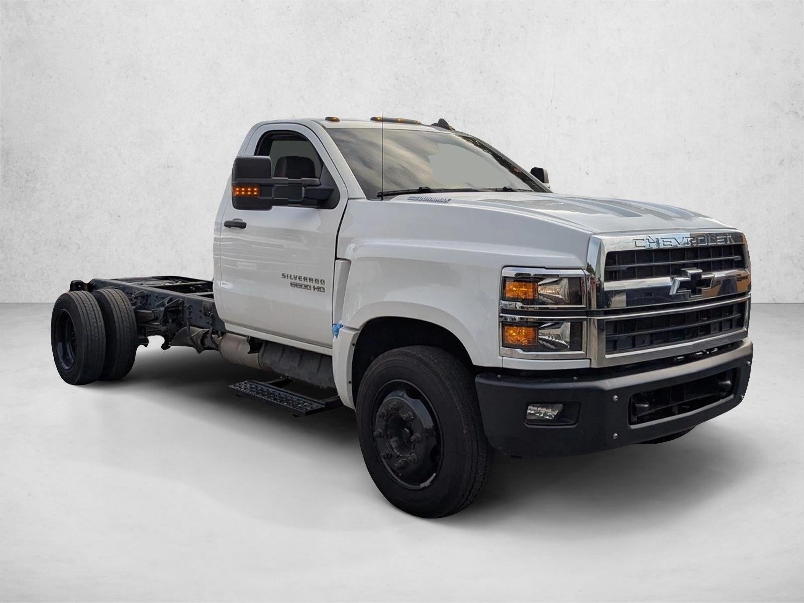 2023 Chevrolet Silverado 5500 HD Work Truck