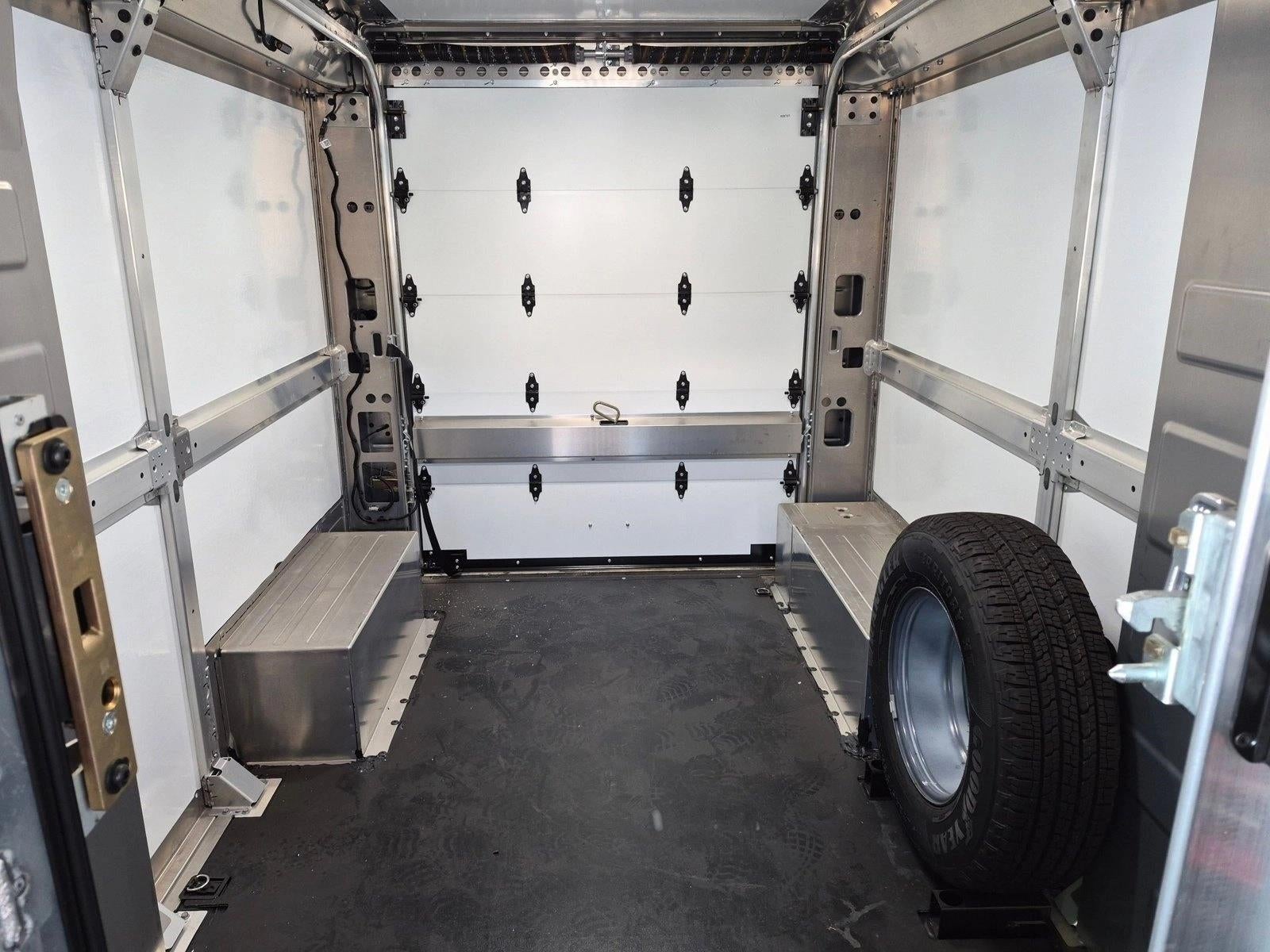 2024 BrightDrop Zevo 400 Base