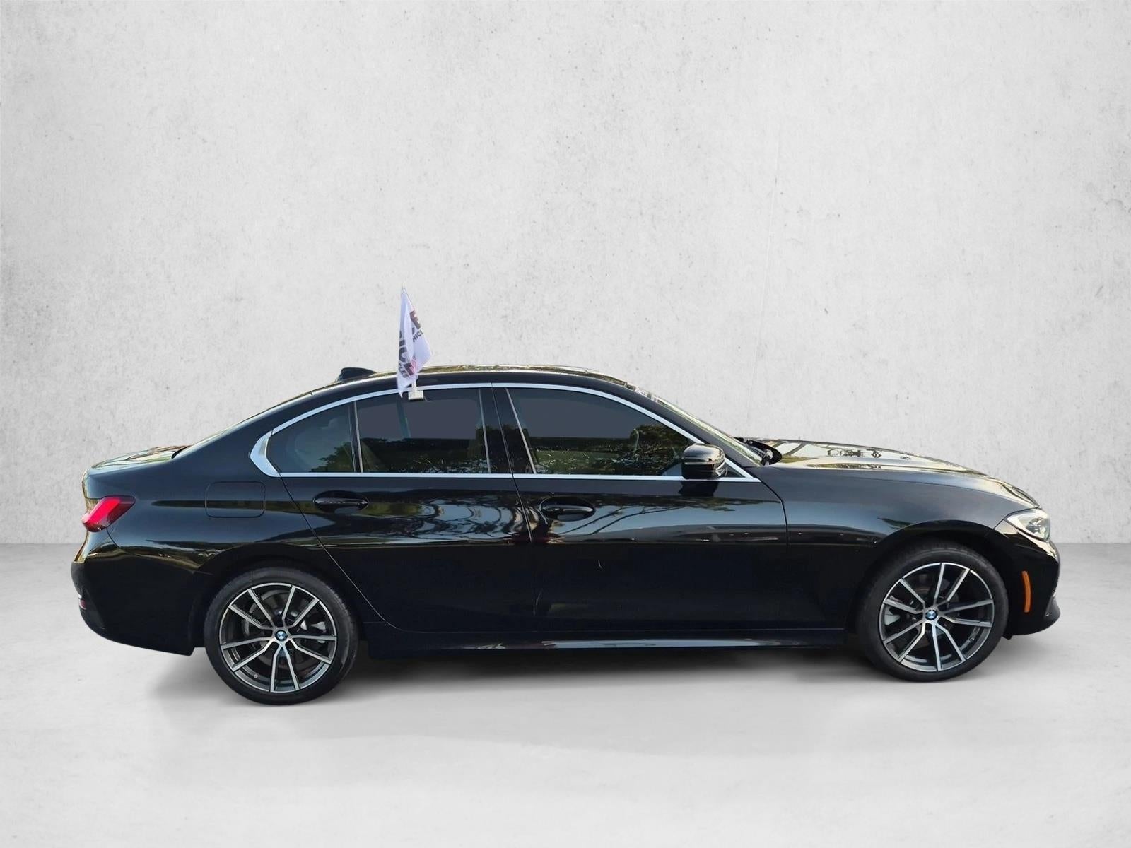 2022 BMW 330i 330i