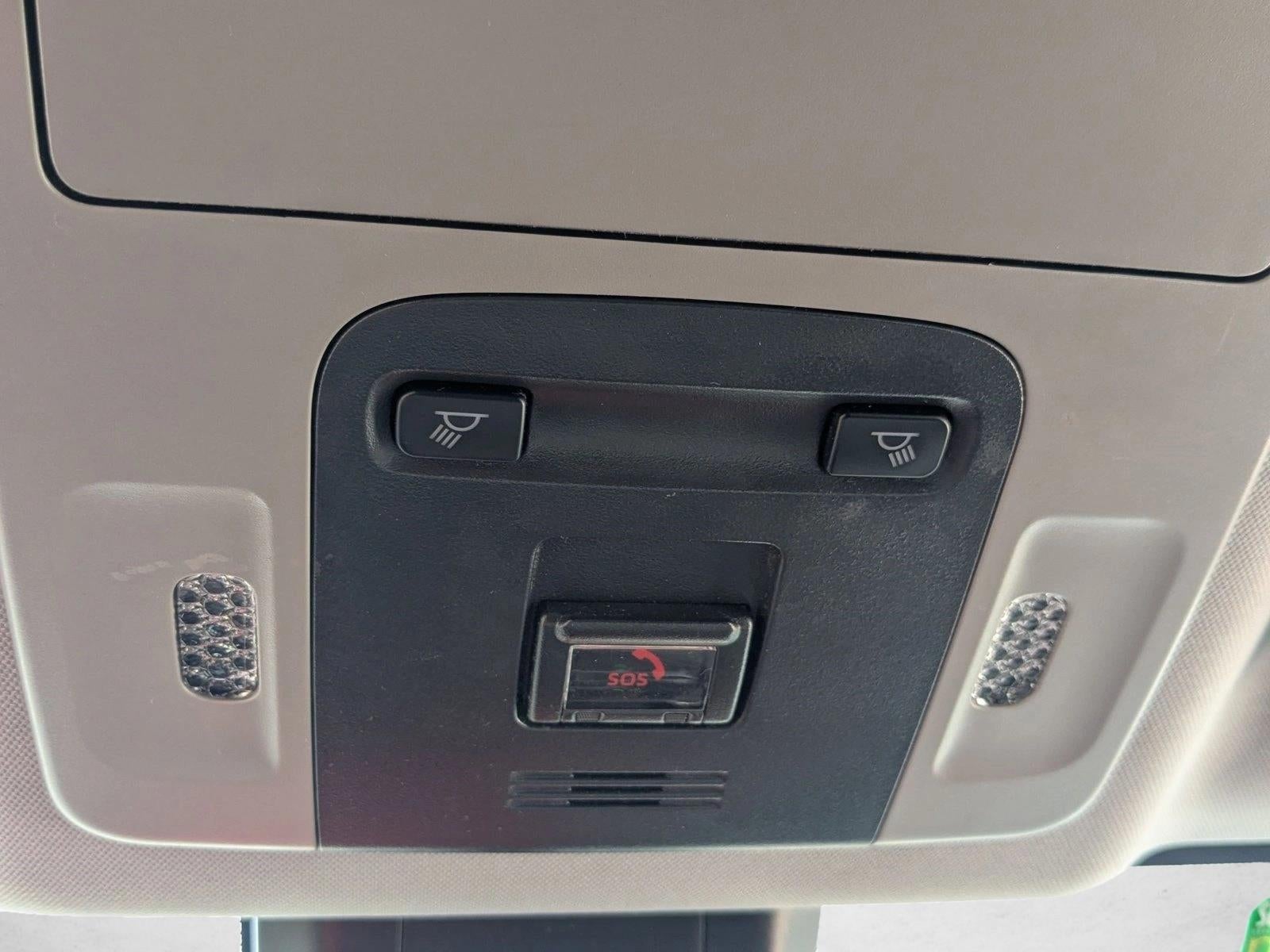 2023 Toyota Camry Hybrid LE