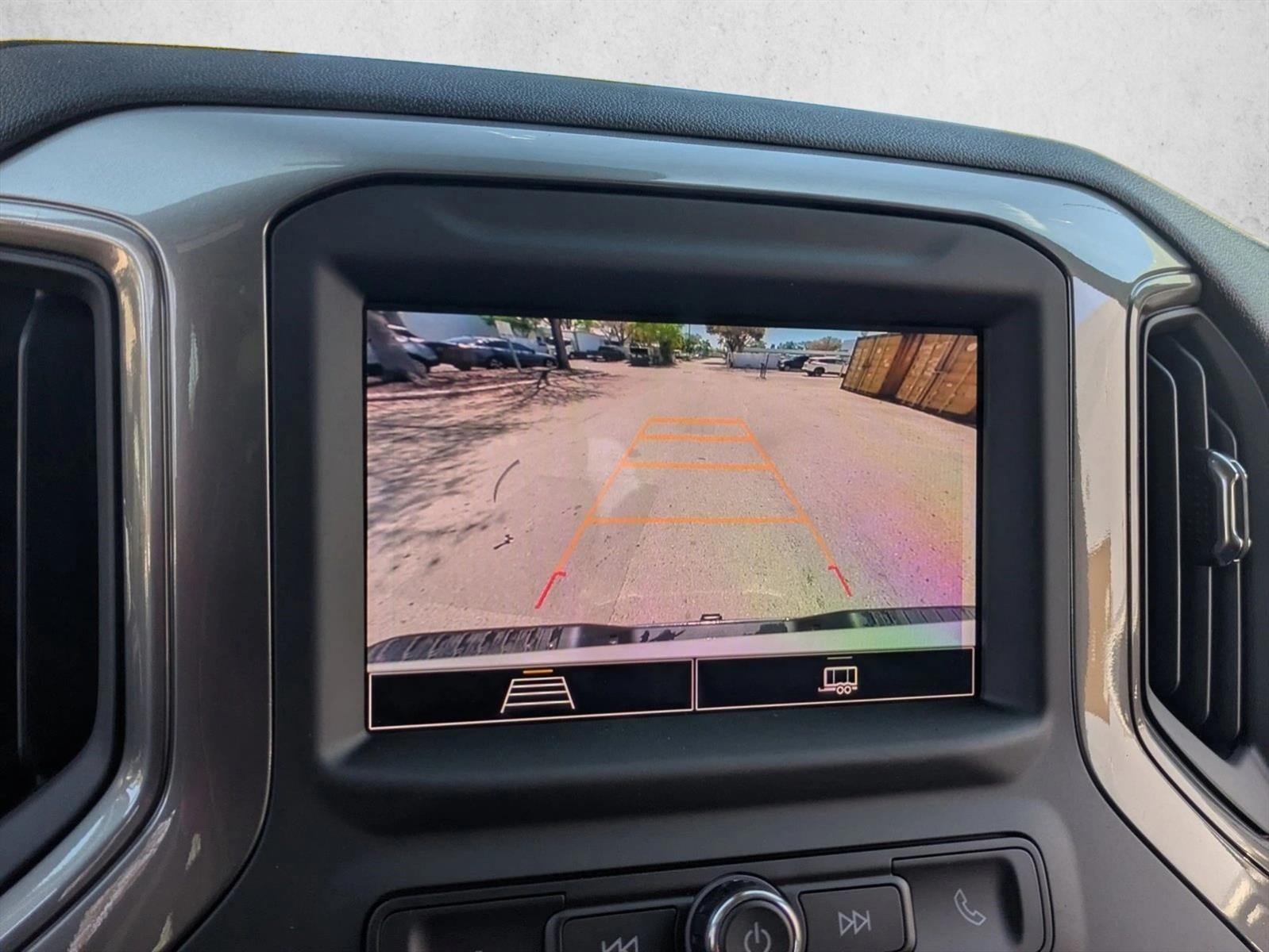 2025 Chevrolet Low Cab Forward 3500 HG NA