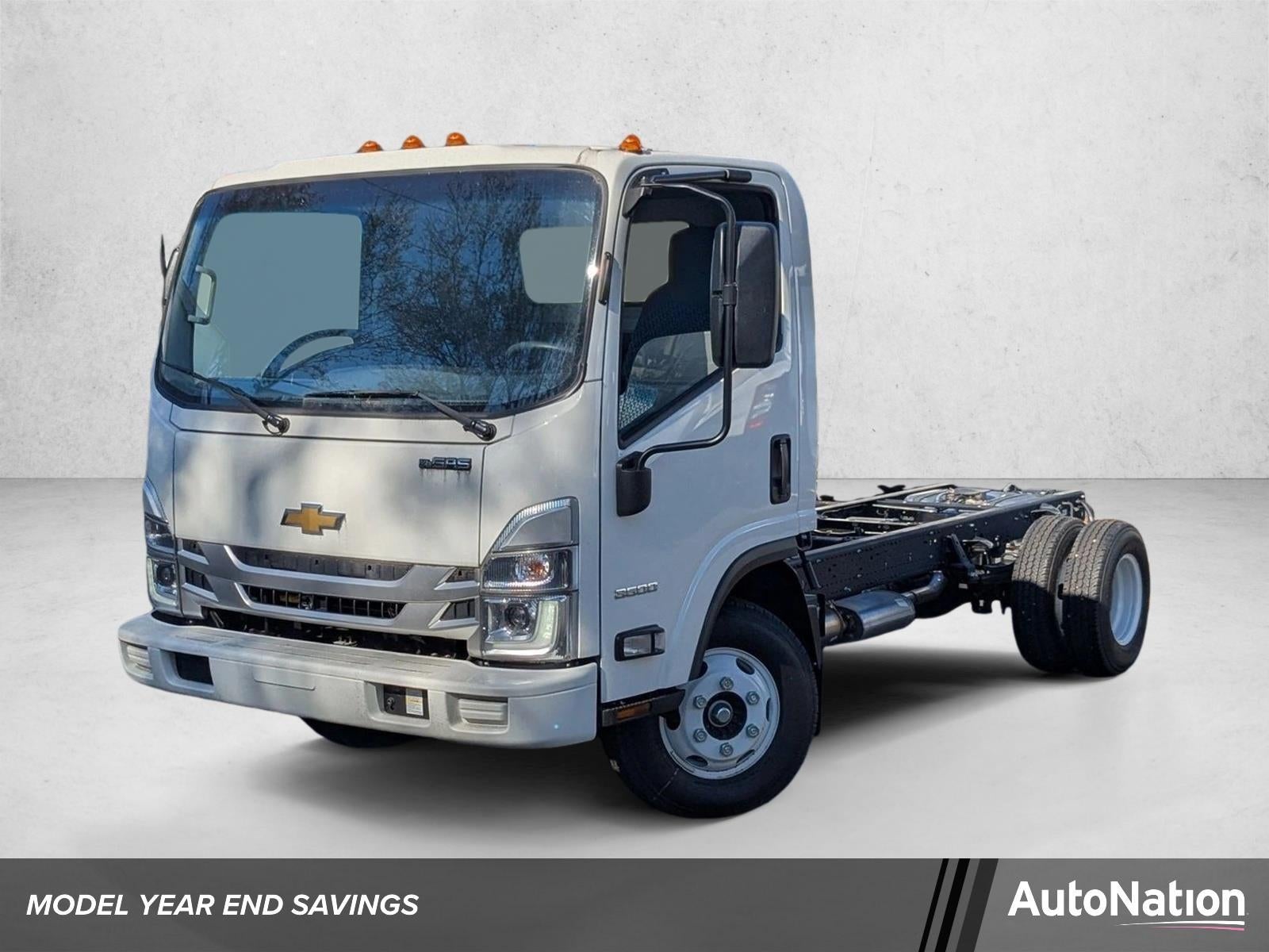 2025 Chevrolet Low Cab Forward 3500 HG 1WT