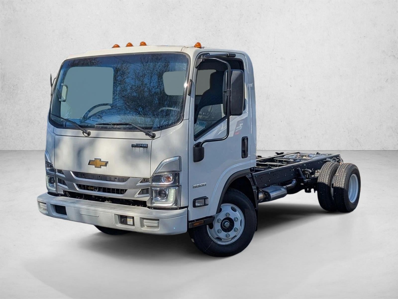 2025 Chevrolet Low Cab Forward 3500 HG 1WT