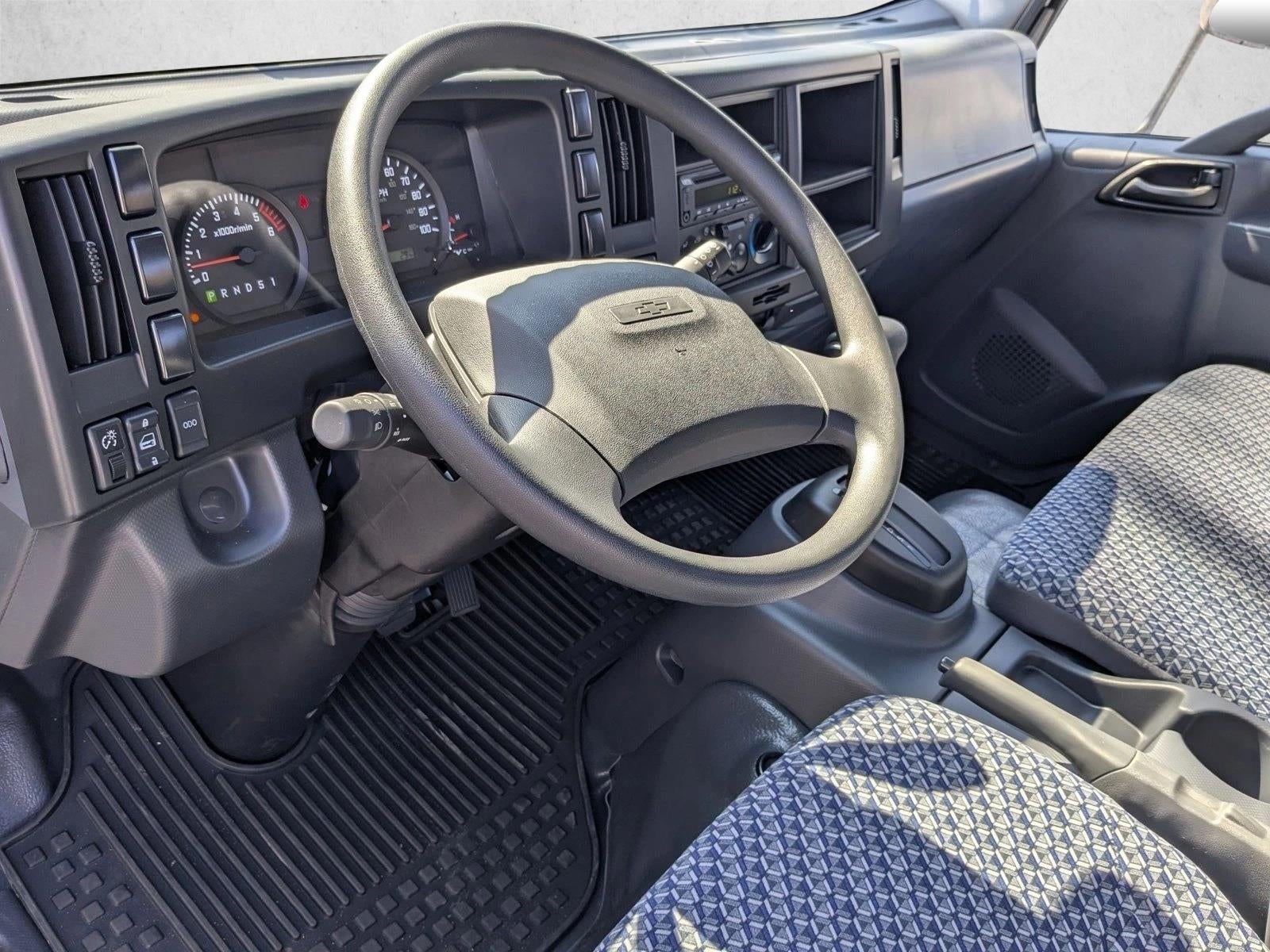 2025 Chevrolet Low Cab Forward 3500 HG 1WT