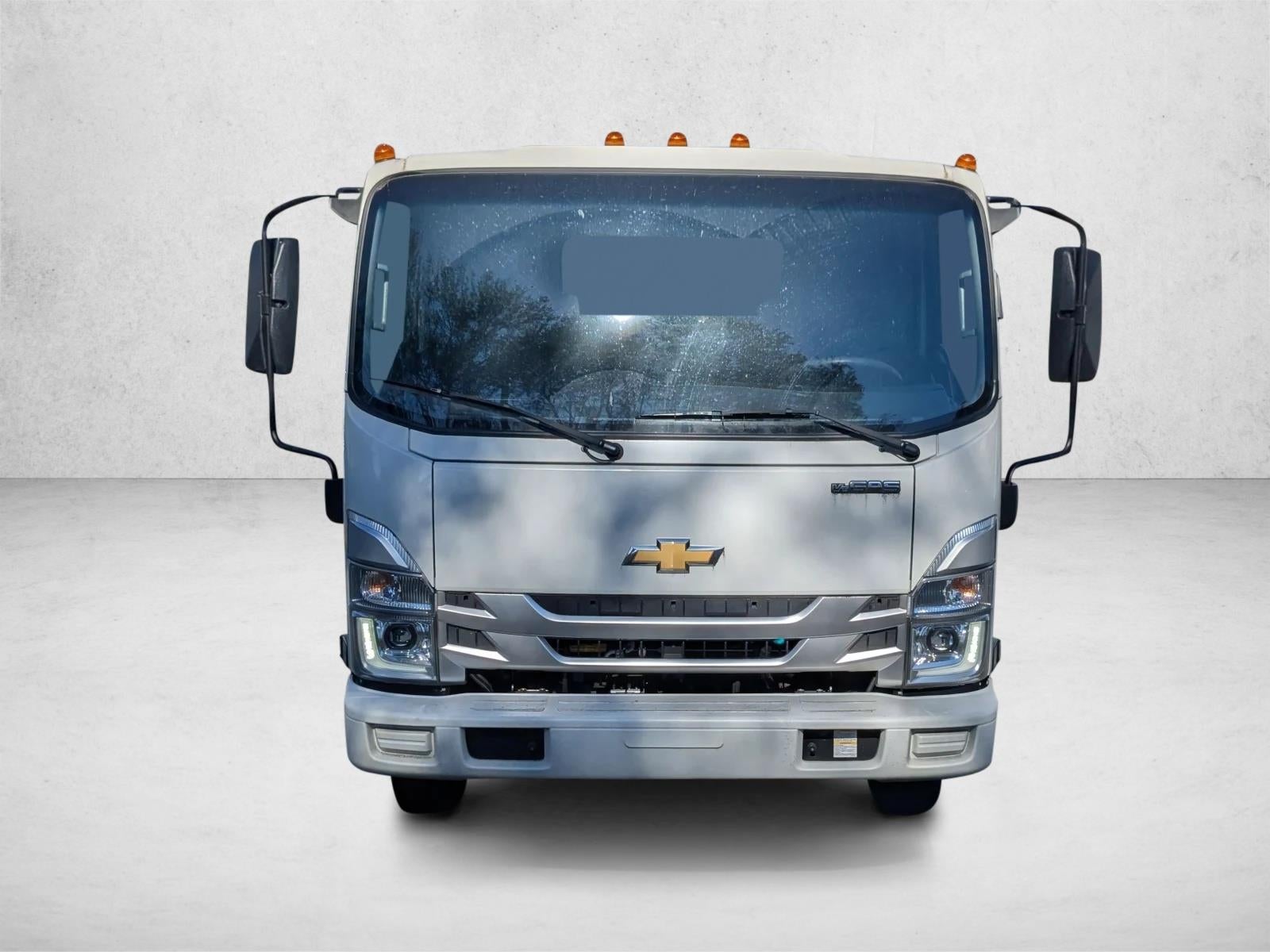 2025 Chevrolet Low Cab Forward 3500 HG 1WT