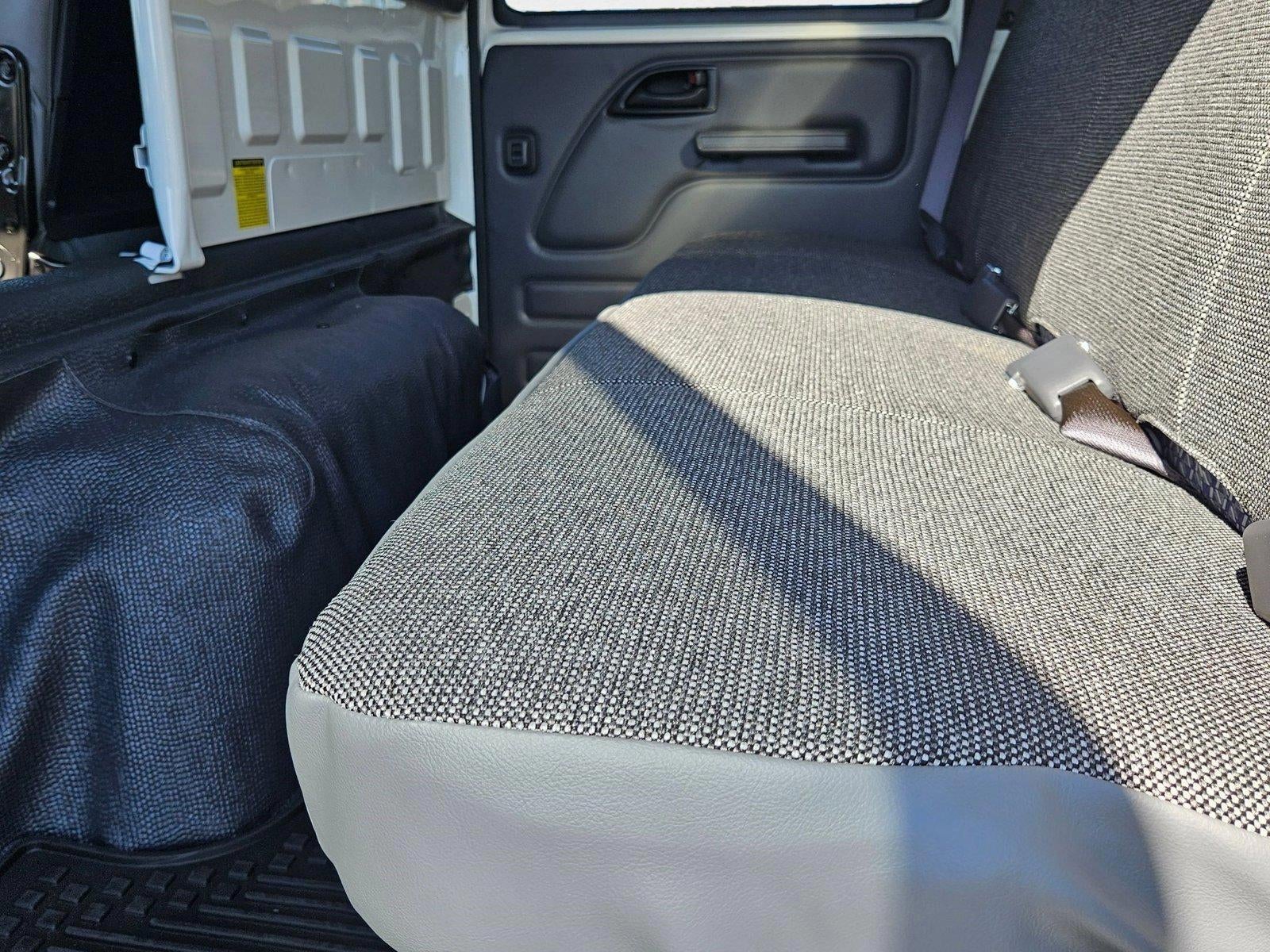 2025 Chevrolet Low Cab Forward 5500 HG NA