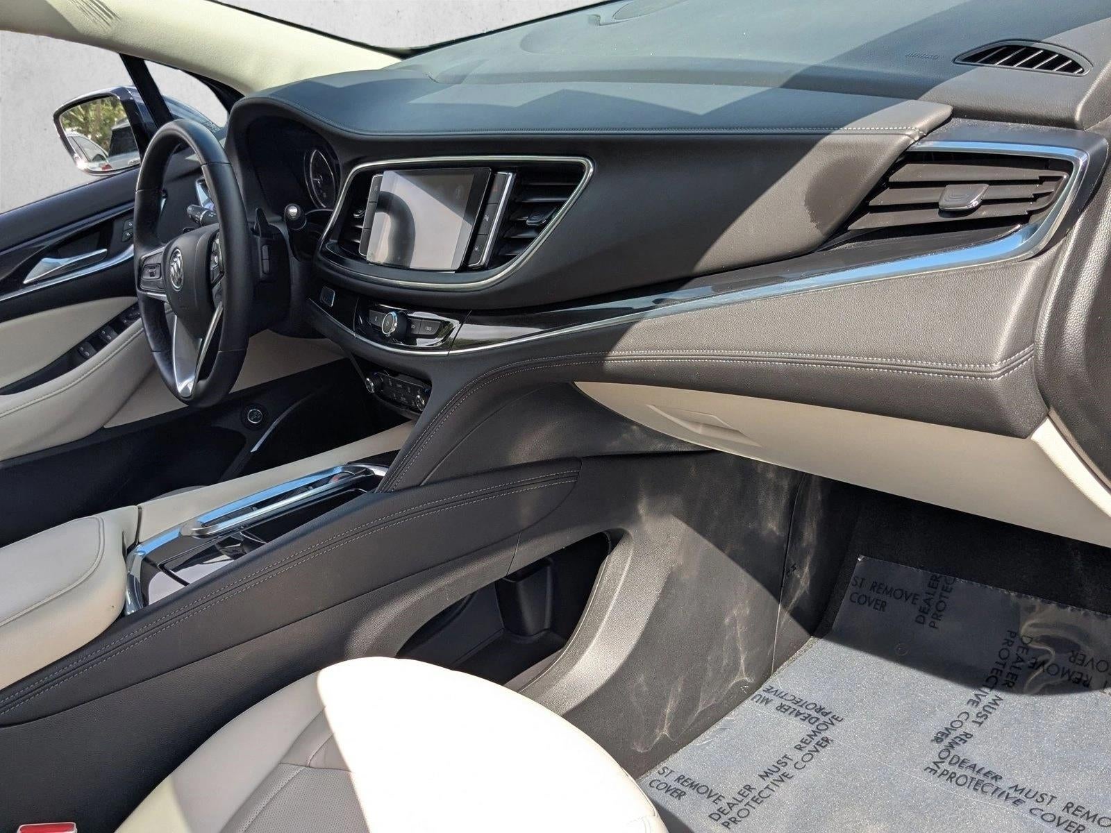 2024 Buick Enclave Essence