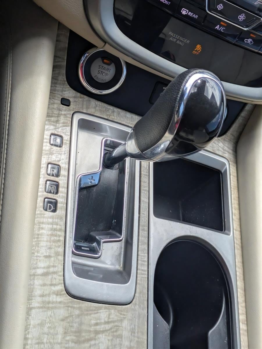 2023 Nissan Murano SL FWD