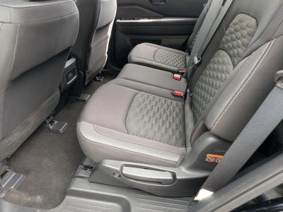 2024 Nissan Pathfinder S FWD