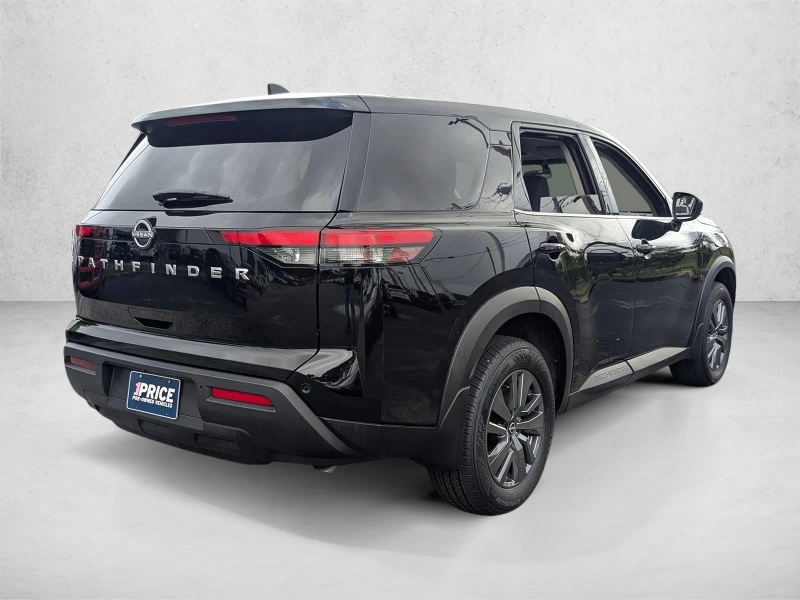 2024 Nissan Pathfinder S FWD