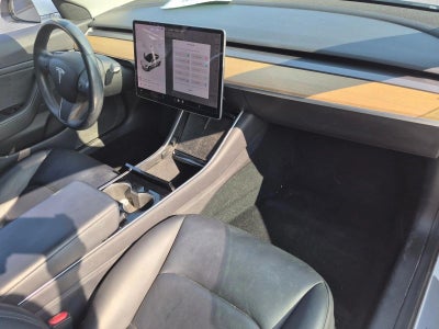 2019 Tesla Model 3 Standard Range