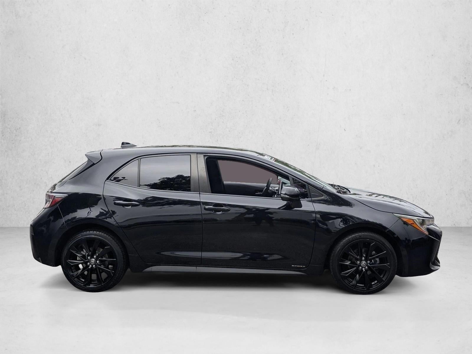 2020 Toyota Corolla Hatchback SE Nightshade Edition