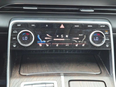 2022 Genesis GV80 Base