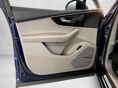 2022 Audi Q7 Premium Plus 55 TFSI quattro Tiptronic