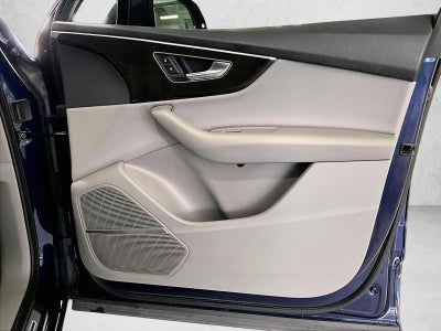 2022 Audi Q7 Premium Plus 55 TFSI quattro Tiptronic